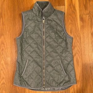Old Navy Women’s Quilted Lightweight Grey Vest